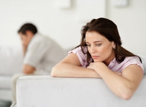  Mãn kinh sớm có nguy hiểm không? Những tác hại khi bị mãn kinh sớm ai cũng phải đối diện